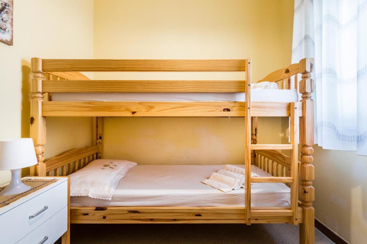 Red House Near The Sandy Beach, Parking & Wi-fi * Avola