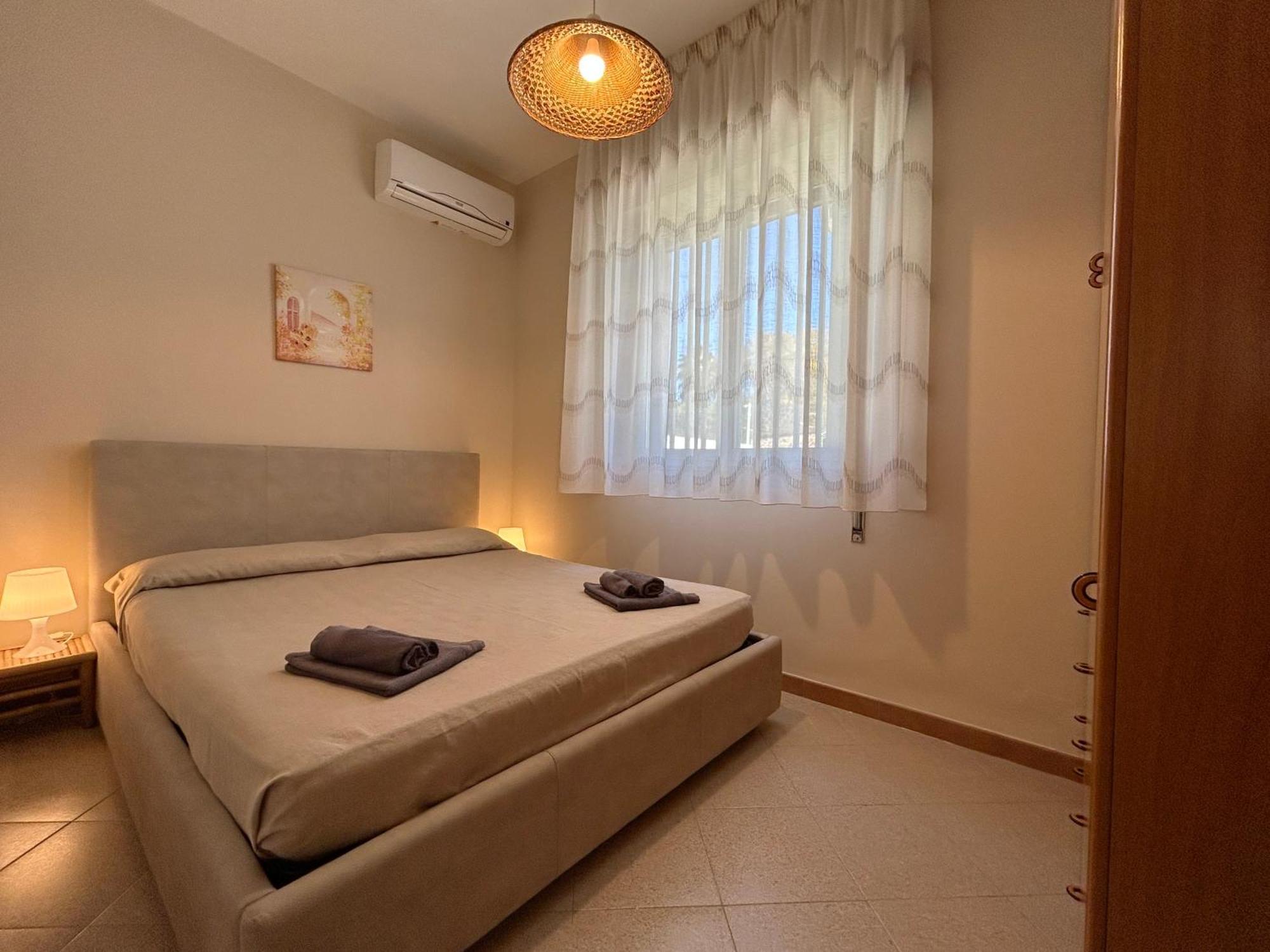Red House Near The Sandy Beach, Parking & Wi-fi Avola