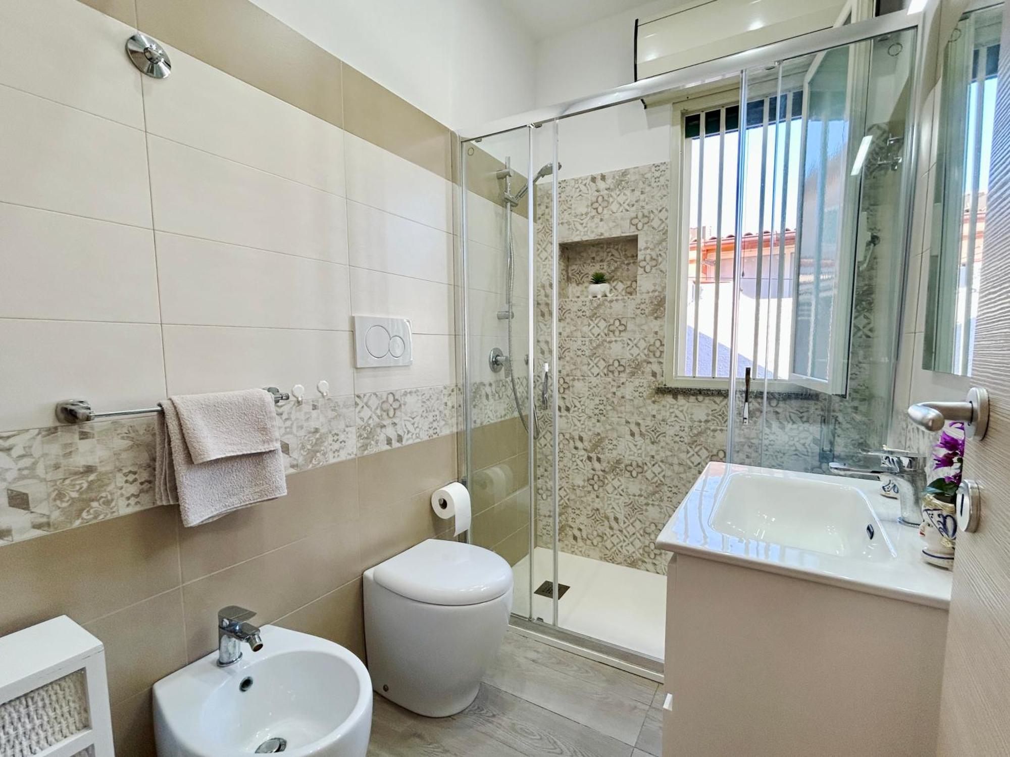Red House Near The Sandy Beach, Parking & Wi-fi Holiday home Avola